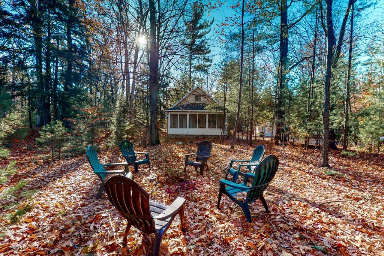 Вилла Uncle Warren'S Retreat Глен-Арбор Экстерьер фото